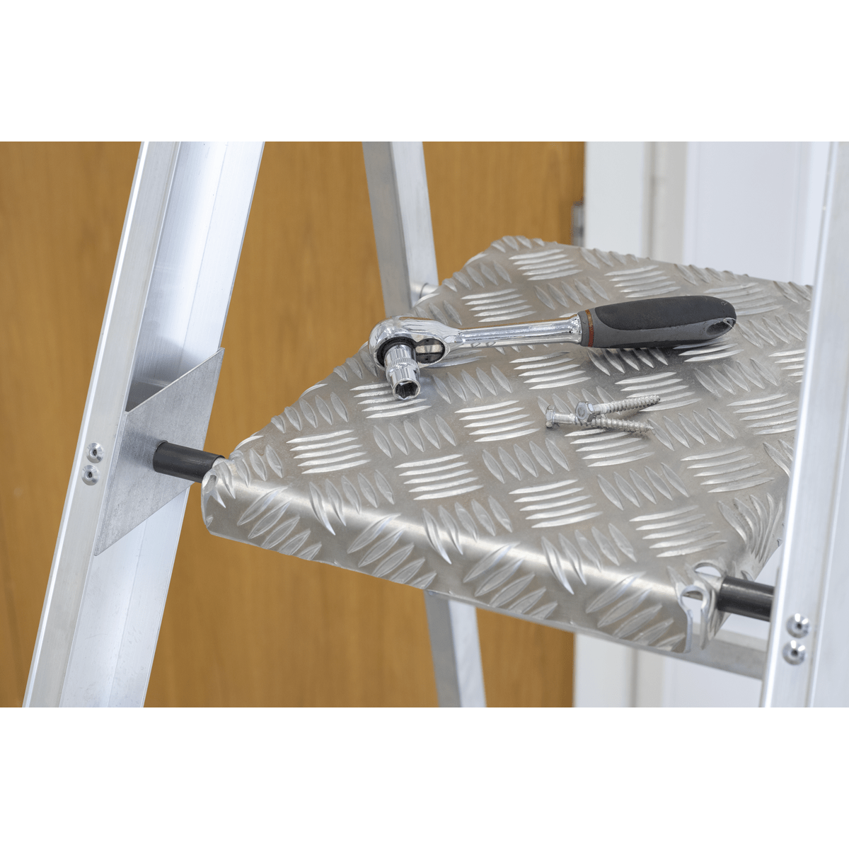 Sealey Aluminium Step Ladder 6-Tread Industrial BS EN 131